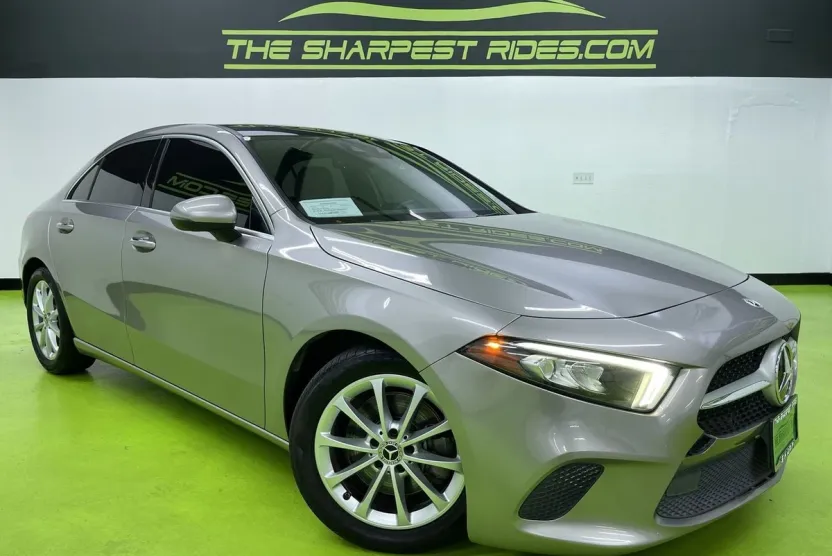 2020 Mercedes Benz A 220 photo 1