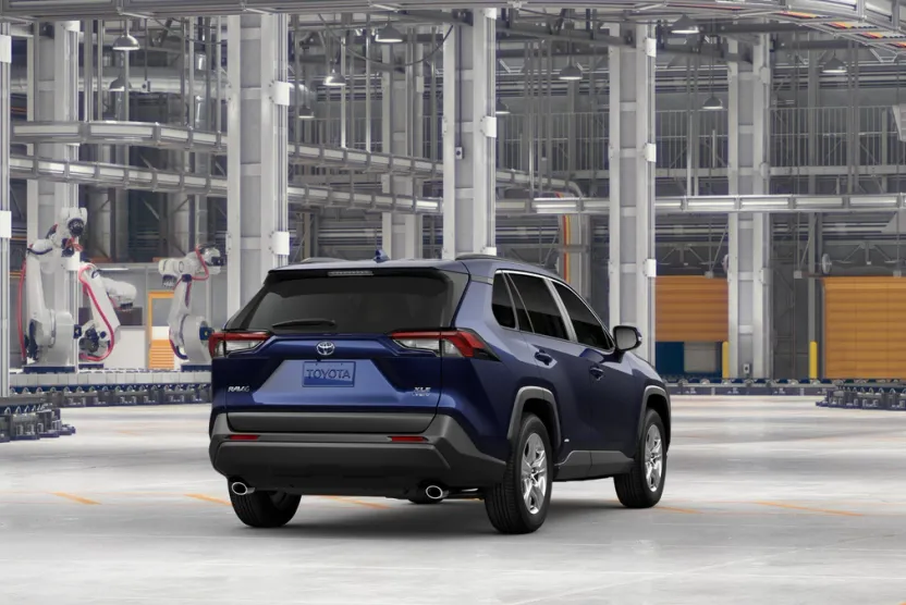 2025 Toyota RAV4 Hybrid XLE photo 1
