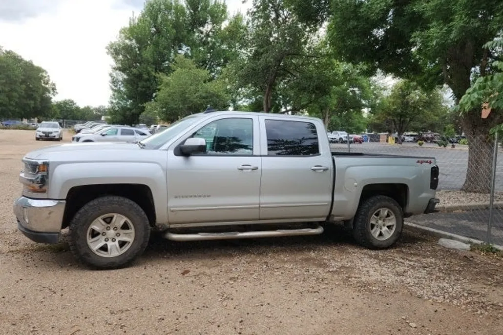 2018 Chevrolet Silverado 1500 LT1 photo 1