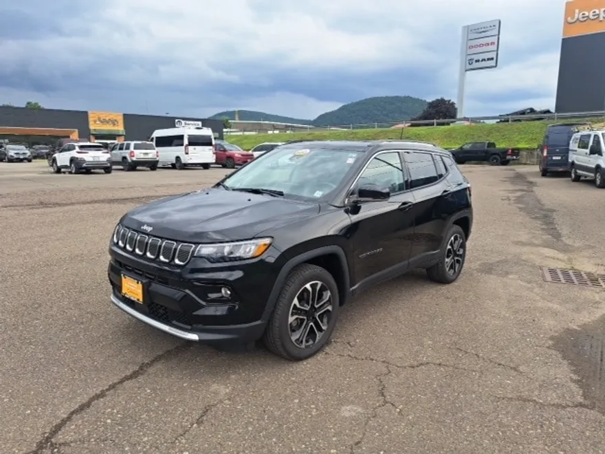 2022 Jeep Compass Limited photo 1