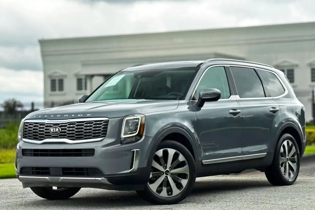 2020 Kia Telluride S photo 1
