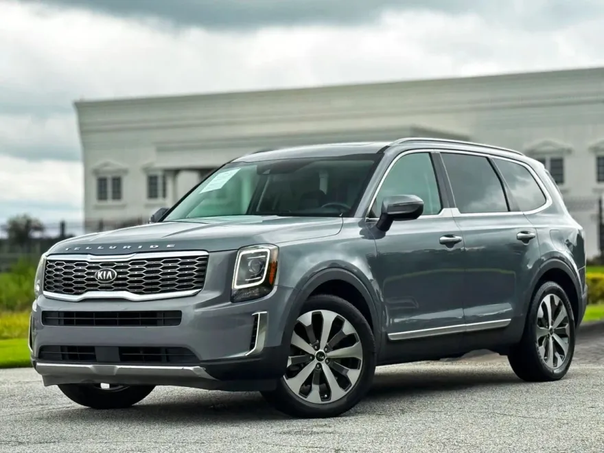2020 Kia Telluride S photo 1