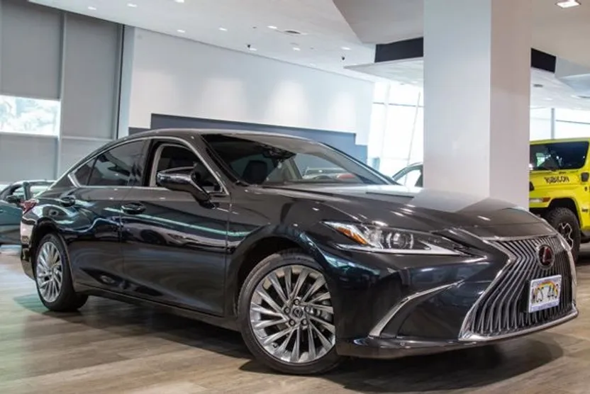 2021 Lexus ES 350 photo 1