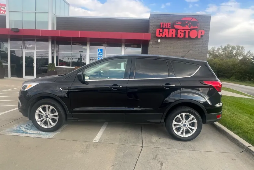 2019 Ford Escape SE photo 1