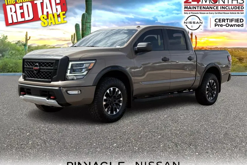 2021 Nissan Titan PRO-4X photo 1