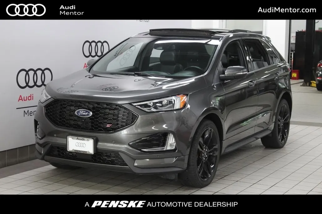 2019 Ford Edge ST photo 1