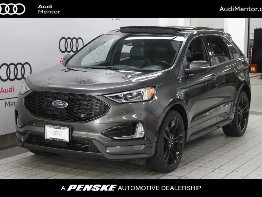 2019 Ford Edge ST photo 1