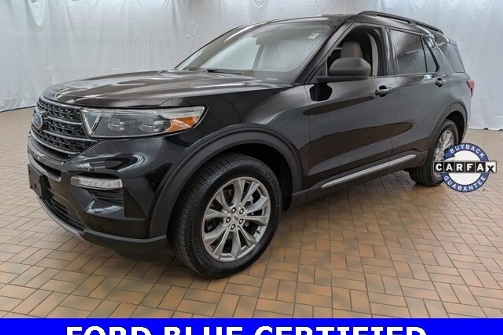 2020 Ford Explorer XLT photo 1