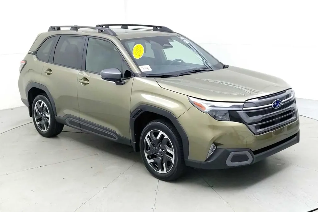 2025 Subaru Forester Limited photo 1