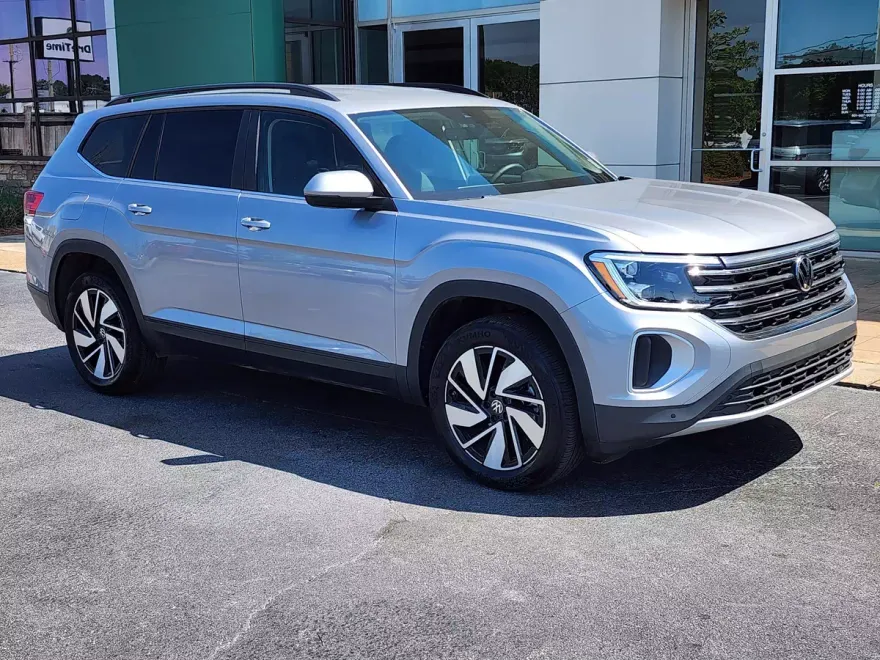 2024 Volkswagen Atlas SE Technology photo 1