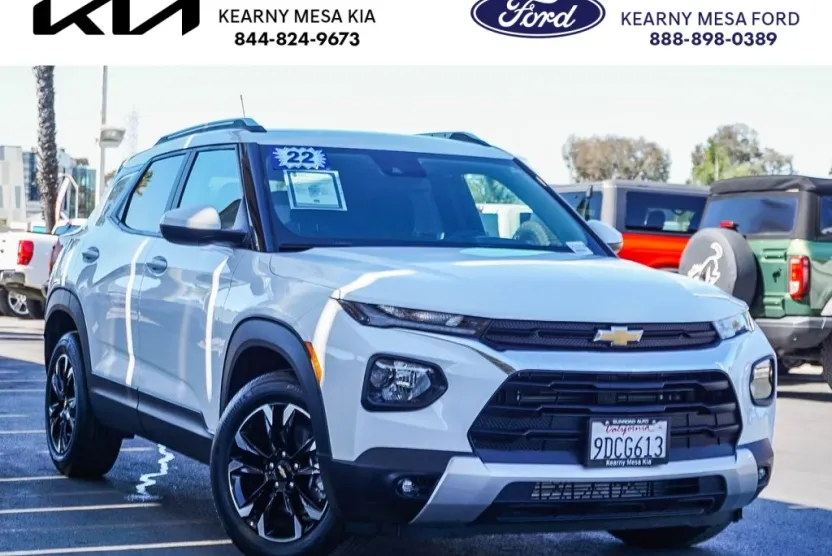 2022 Chevrolet Trailblazer LT photo 1