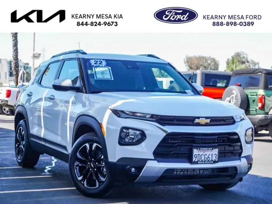 2022 Chevrolet Trailblazer LT photo 1