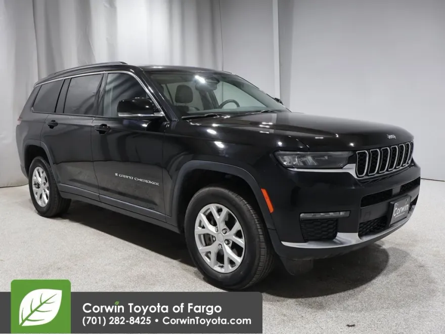 2023 Jeep Grand Cherokee Limited photo 1