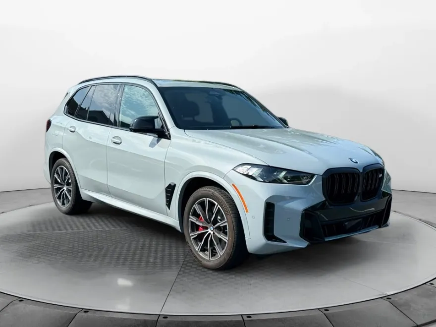 2025 Bmw X5 M60i photo 1