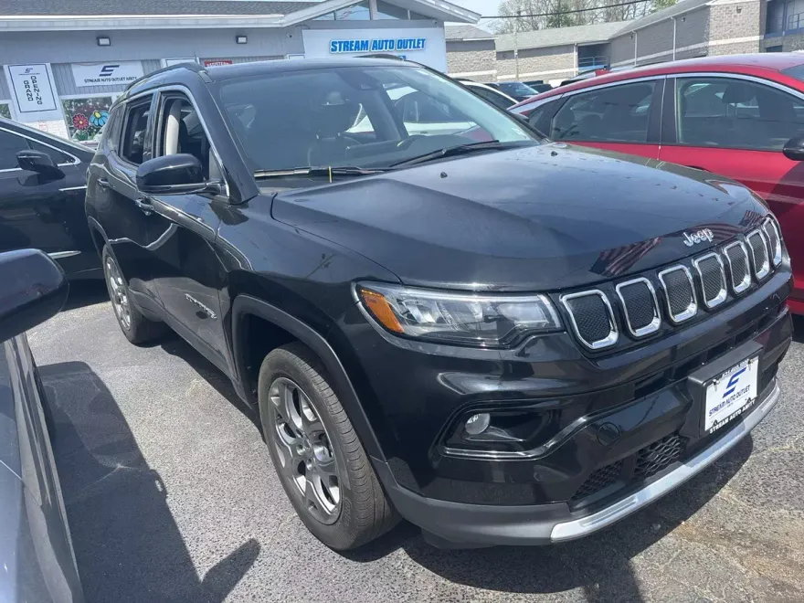 2022 Jeep Compass Limited photo 1