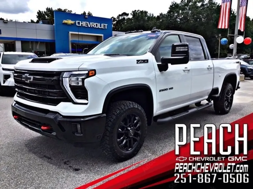 2025 Chevrolet Silverado 2500HD LT photo 1