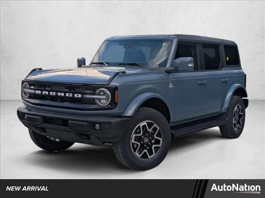 2025 Ford Bronco Outer Banks photo 1