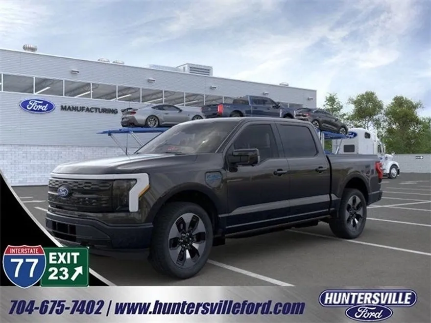 2025 Ford F-150 Lightning Platinum photo 1