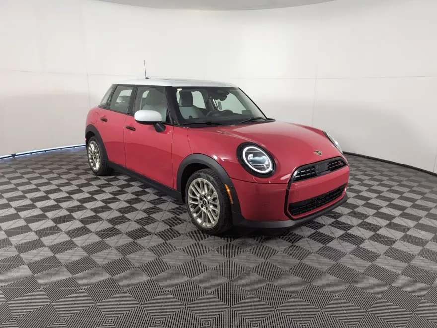 2025 Mini Cooper Signature photo 1