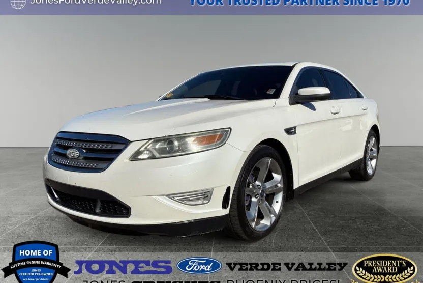 2010 Ford Taurus SHO photo 1