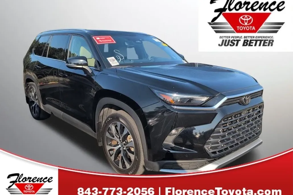 2024 Toyota Highlander Hybrid Limited photo 1