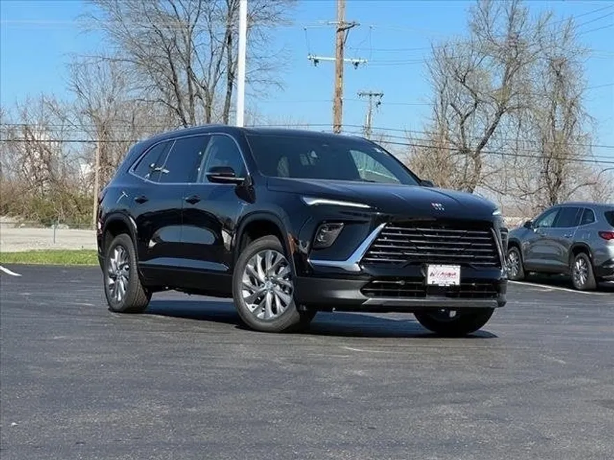 2025 Buick Enclave Preferred photo 1