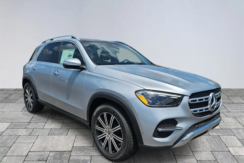 2025 Mercedes Benz GLE 350 4MATIC photo 1