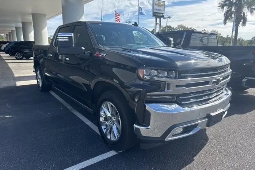 2020 Chevrolet Silverado 1500 LTZ photo 1