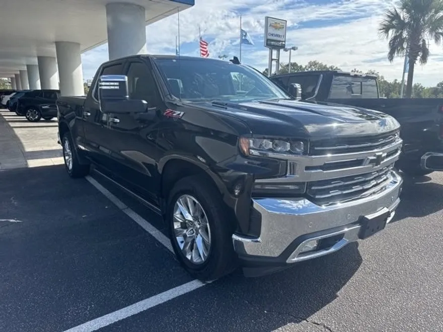 2020 Chevrolet Silverado 1500 LTZ photo 1