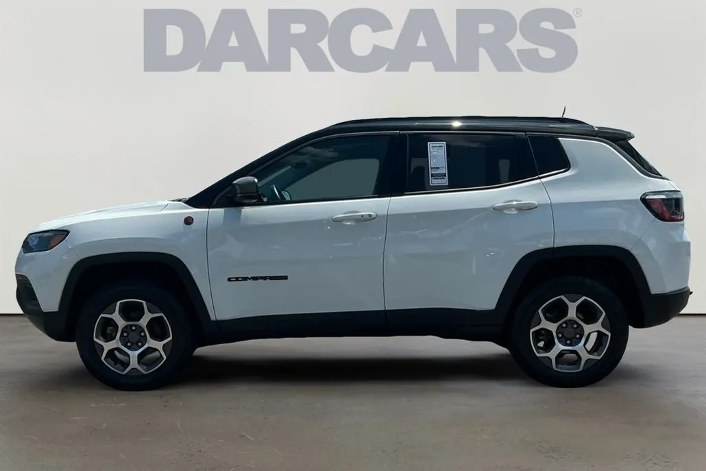 2022 Jeep Compass Trailhawk photo 1