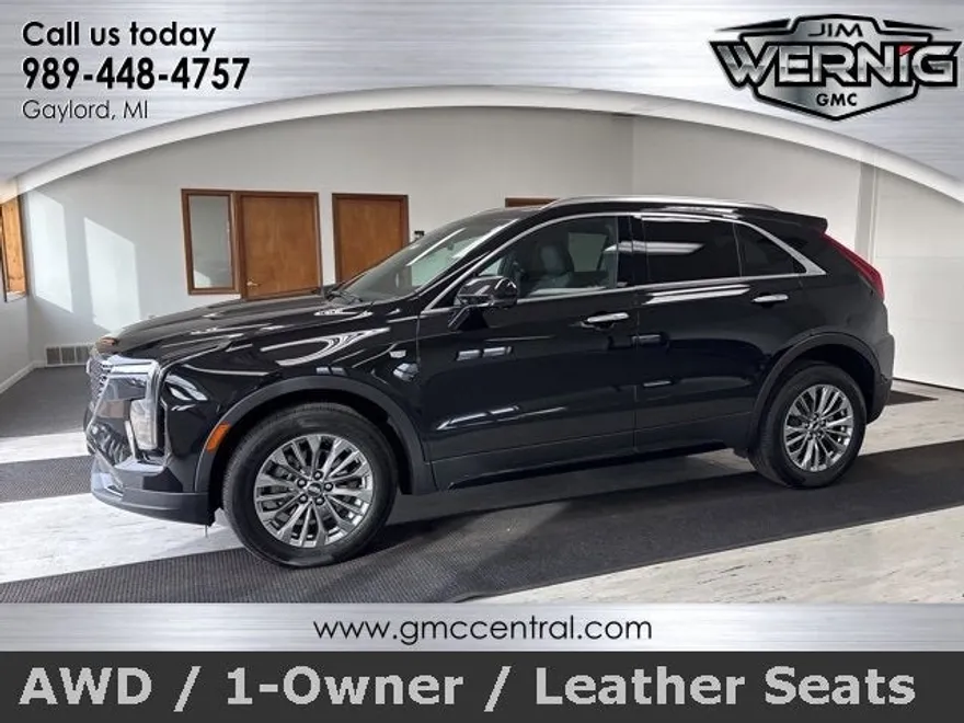 2025 Cadillac XT4 Premium Luxury photo 1