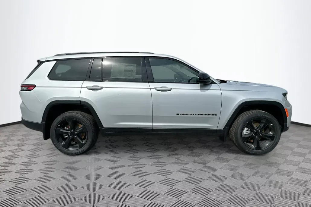 2025 Jeep Grand Cherokee Altitude X photo 1