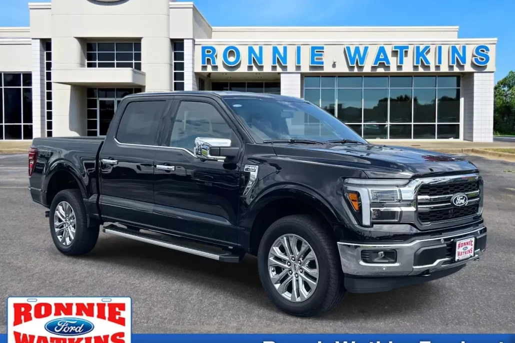 2025 Ford F-150 Lariat photo 1