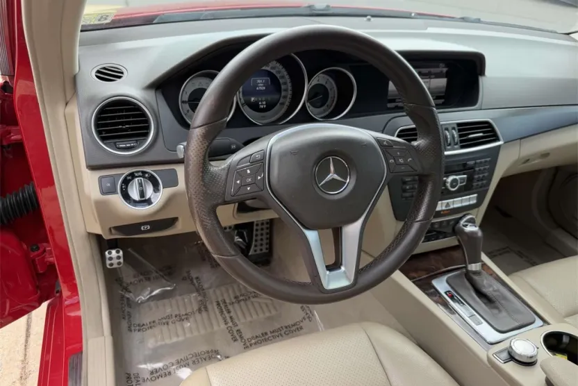 2014 Mercedes Benz C 250 Sport photo 1