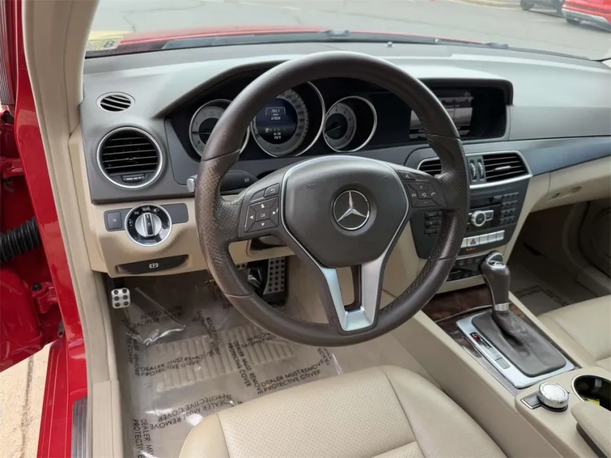 2014 Mercedes Benz C 250 Sport photo 1