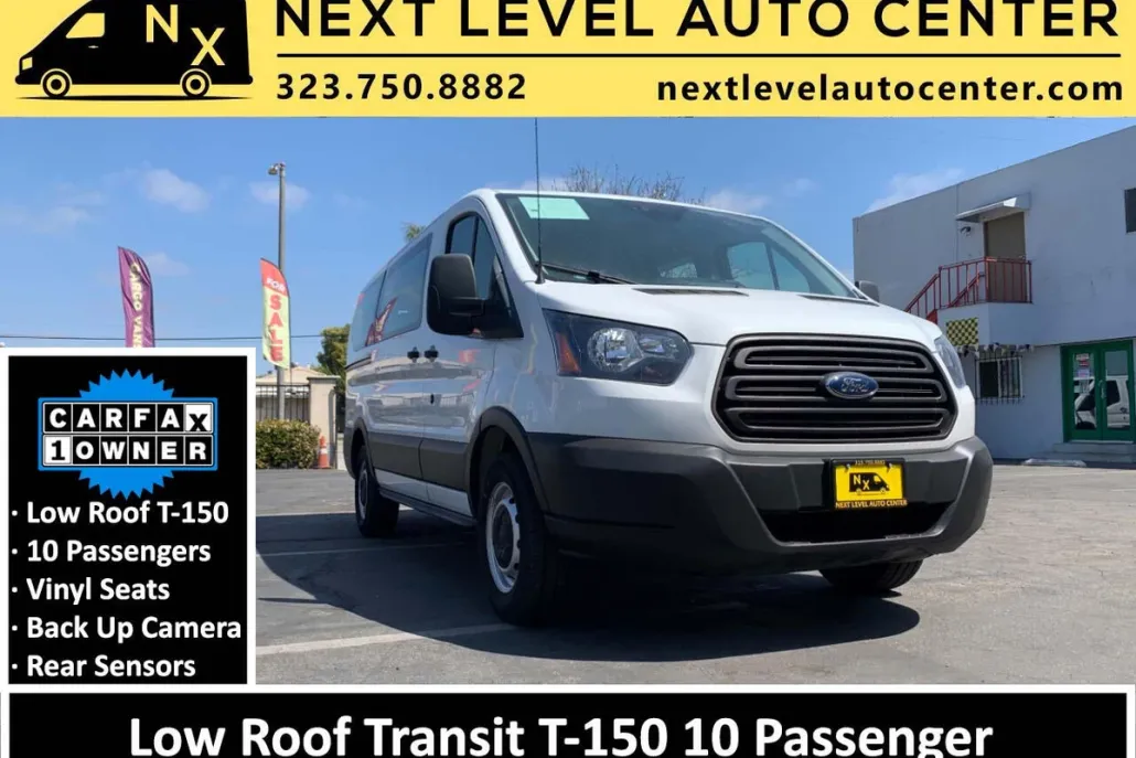 2019 Ford Transit Passenger XLT photo 1