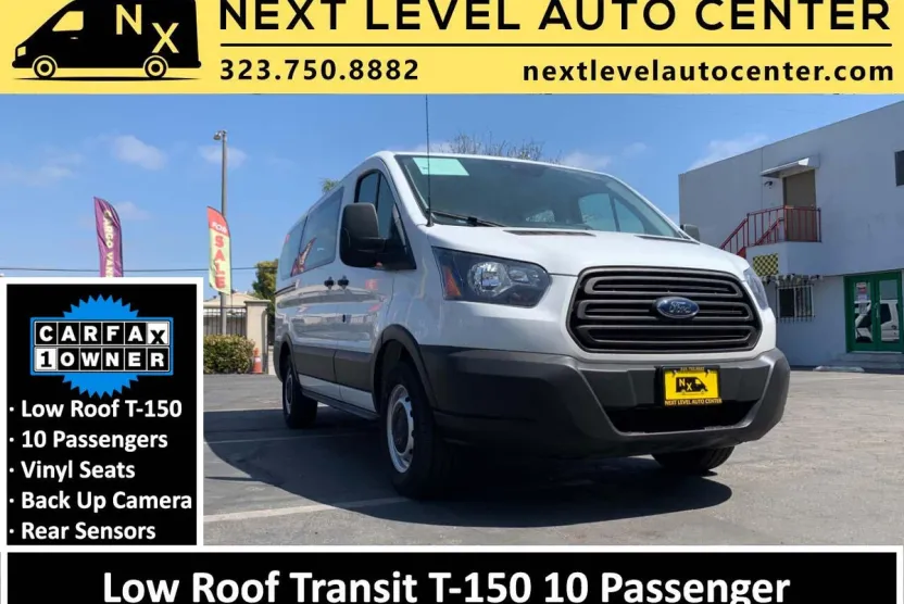 2019 Ford Transit Passenger XLT photo 1