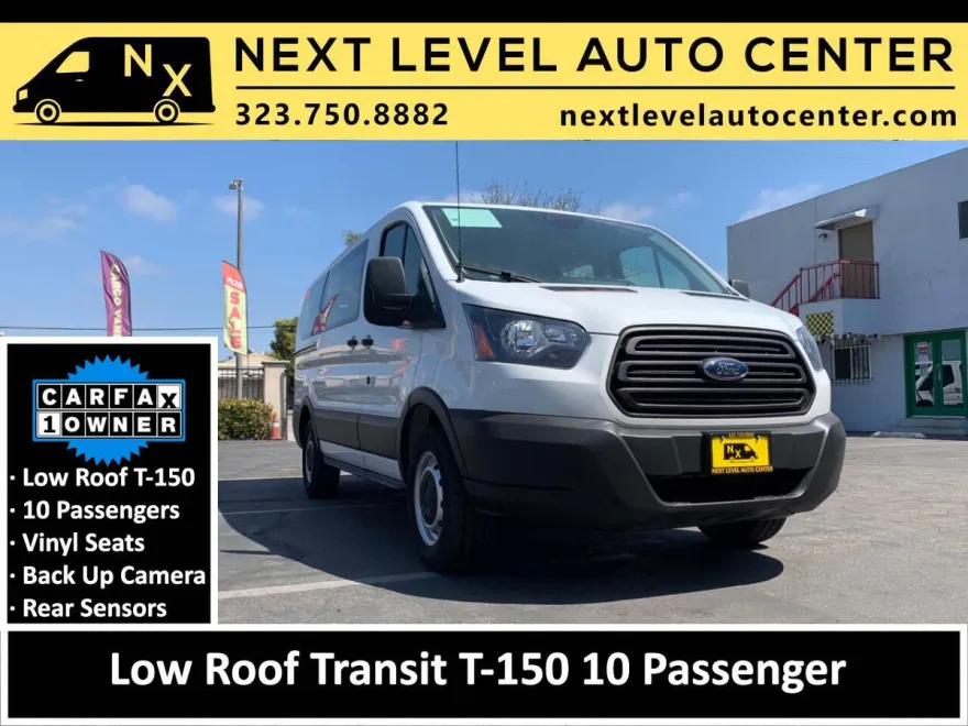 2019 Ford Transit Passenger XLT photo 1
