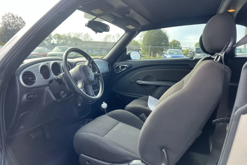 2005 Chrysler PT Cruiser Touring photo 1