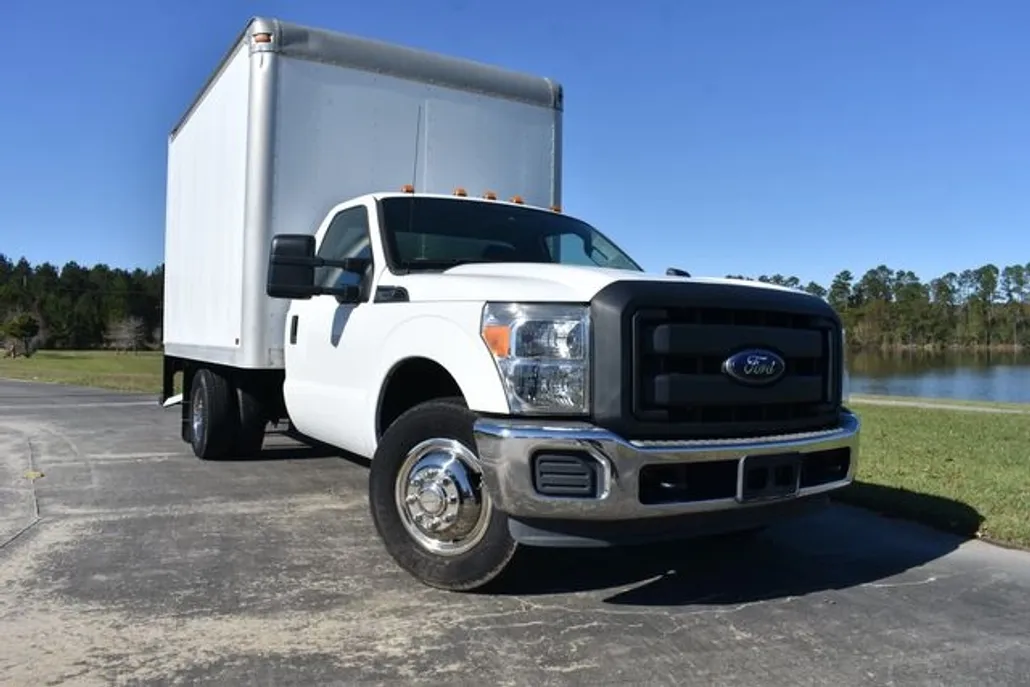 2014 Ford F-350 XL photo 1