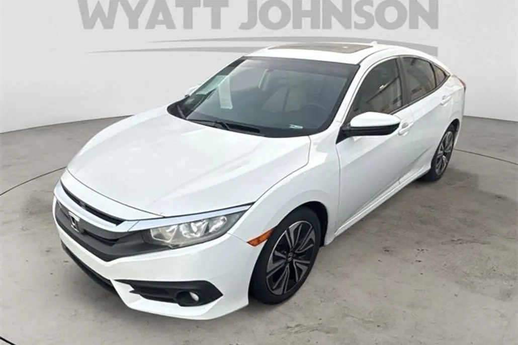 2017 Honda Civic EX-T photo 1