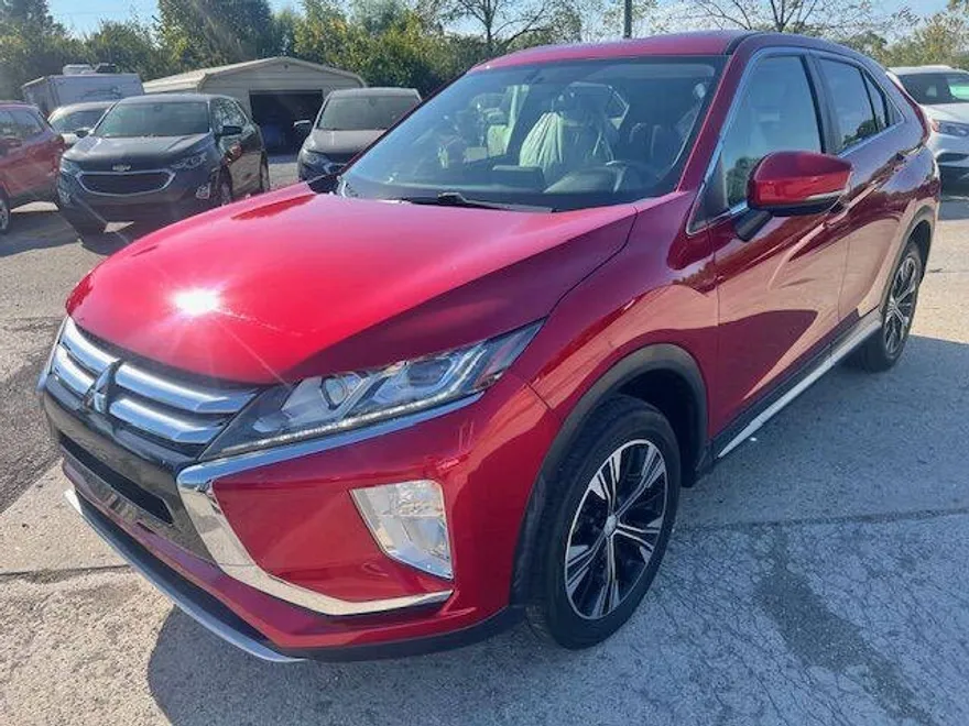 2019 Mitsubishi Eclipse Cross SE photo 1