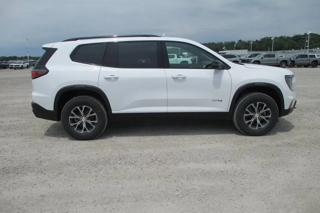 2025 Gmc Acadia AT4 photo 1