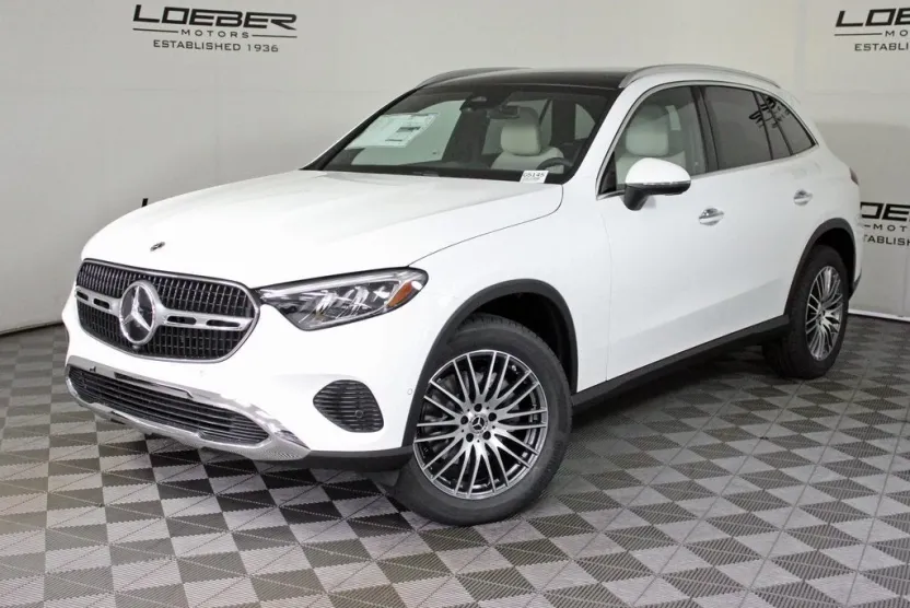 2026 Mercedes Benz GLC 300 4MATIC photo 1