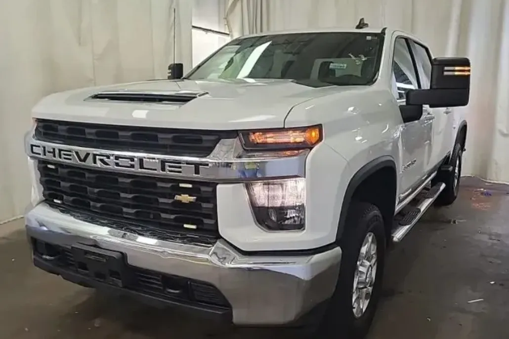 2020 Chevrolet Silverado 3500HD LT photo 1
