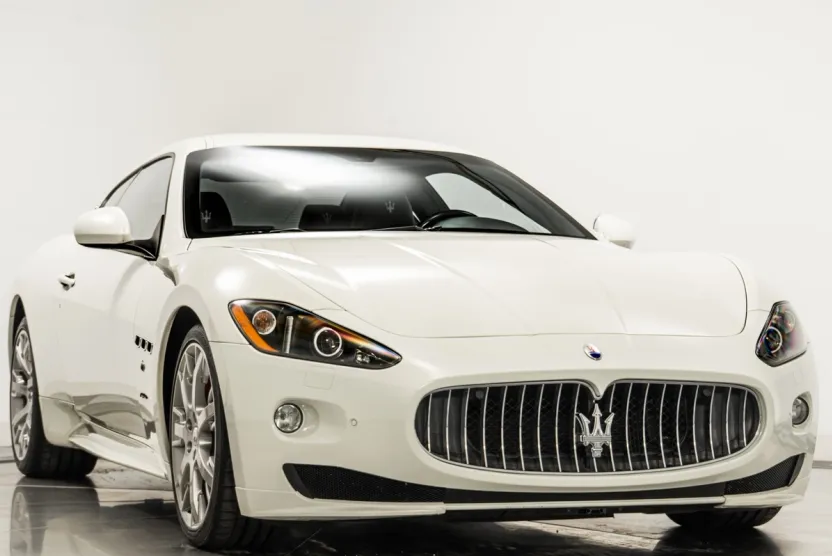 2012 Maserati Granturismo S Automatic photo 1