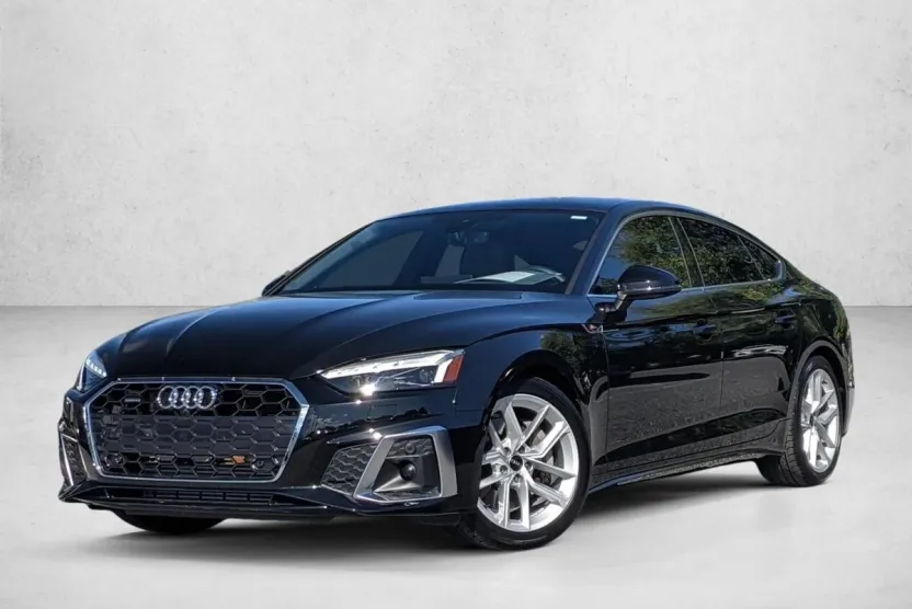 2024 Audi A5 45 S line Prestige photo 1