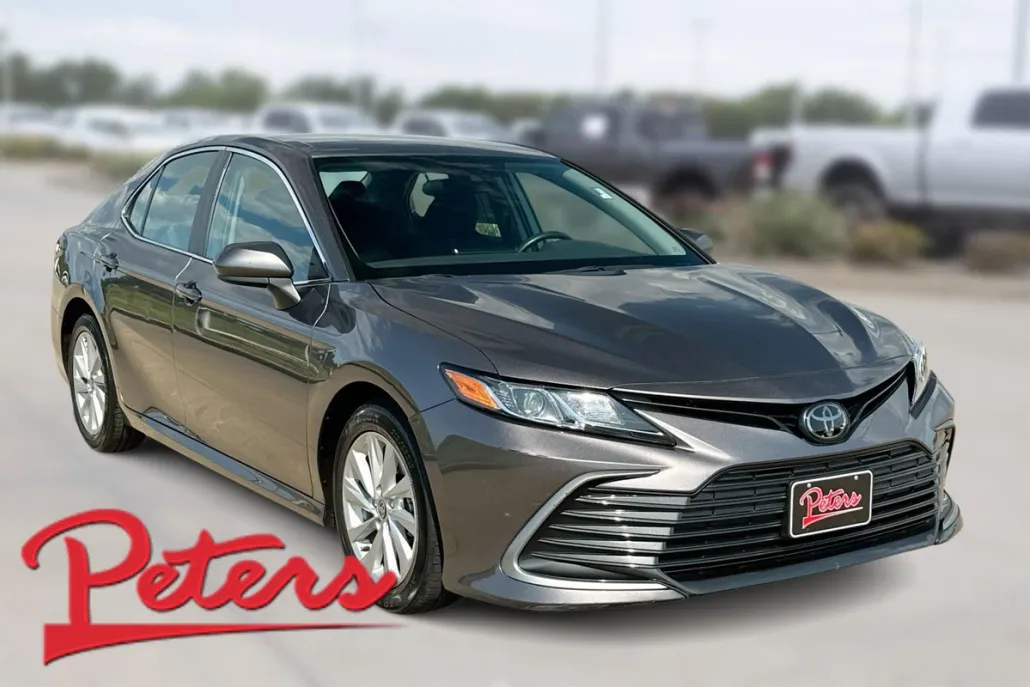 2024 Toyota Camry LE SE photo 1