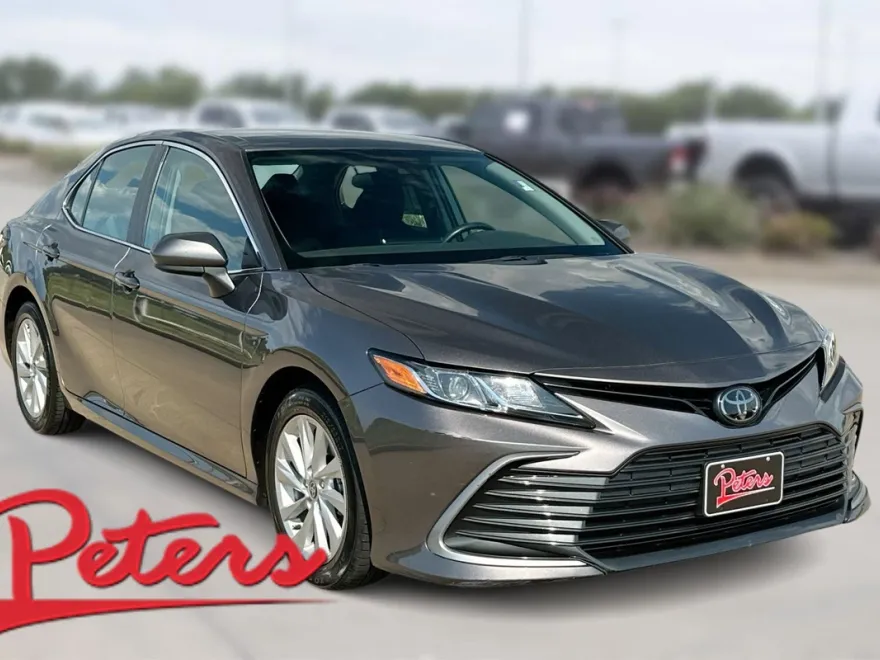 2024 Toyota Camry LE SE photo 1