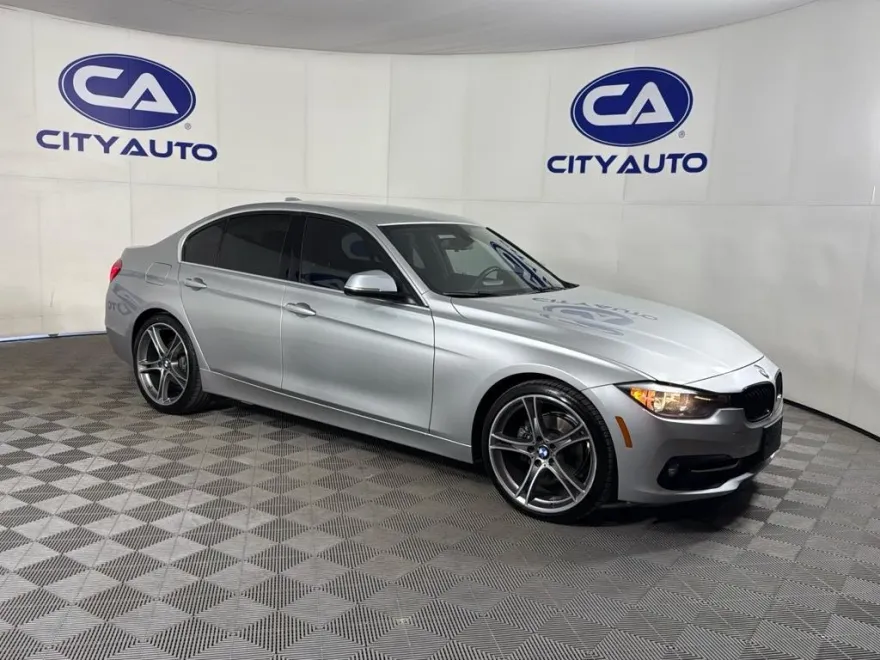 2017 Bmw 330i 330i SA photo 1